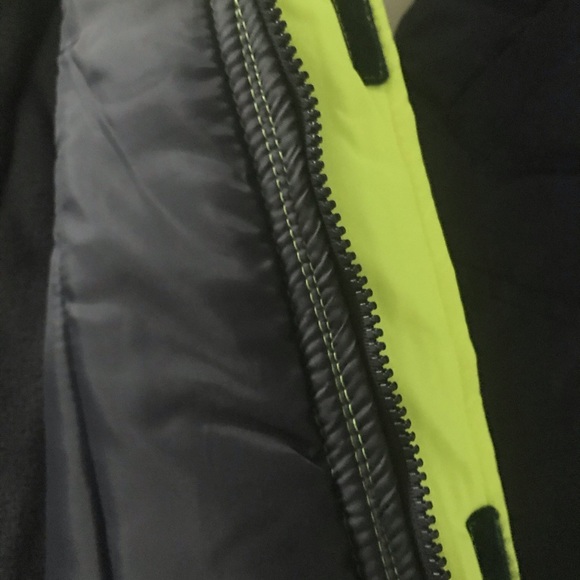 NWOT Oshkosh bgosh 2 piece snow suit size 12 month - Picture 6 of 11